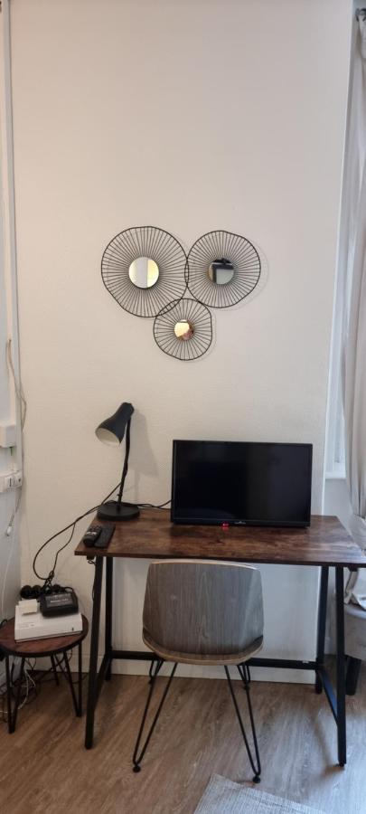 Studio En Rdc - Quai De Garonne - Capitole - Wifi Lägenhet Toulouse Exteriör bild